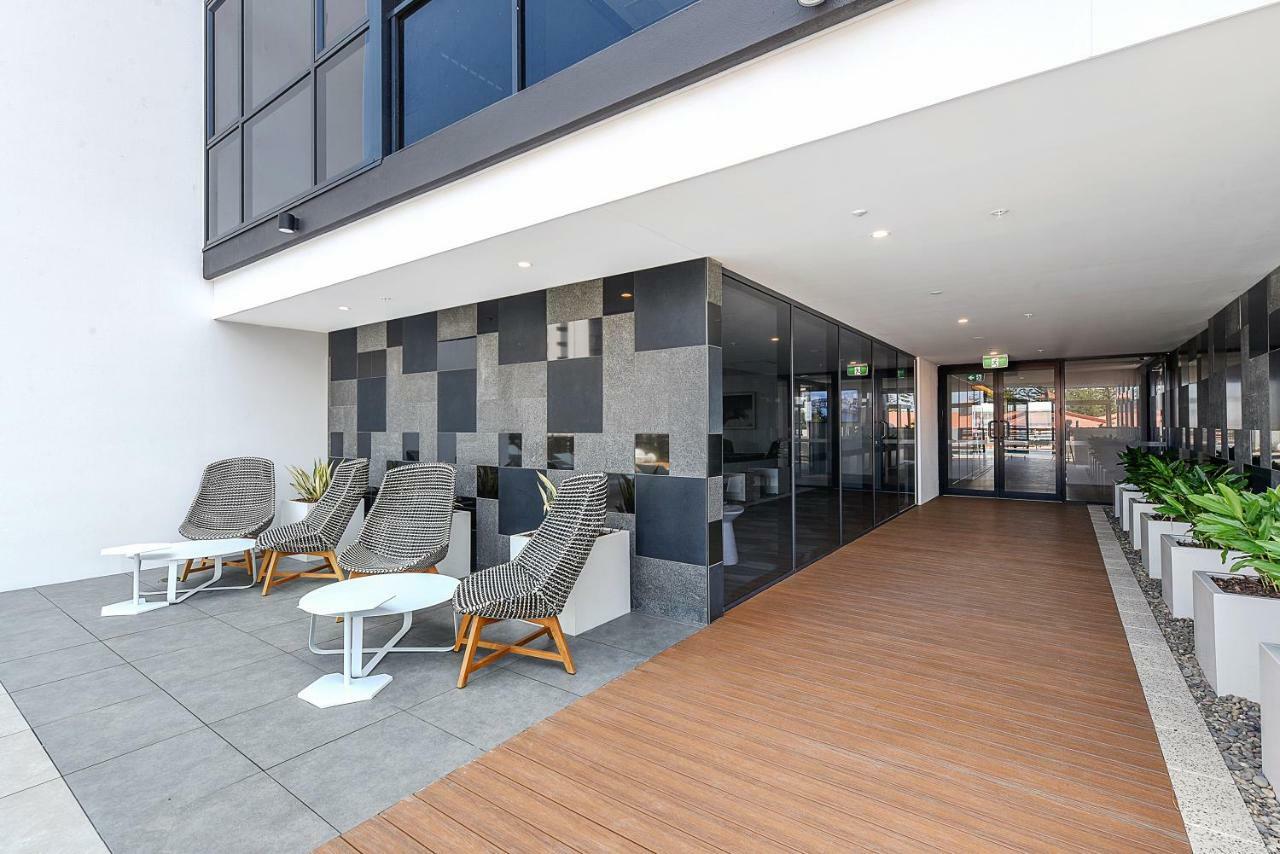 Qube Broadbeach Guldkusten Exteriör bild