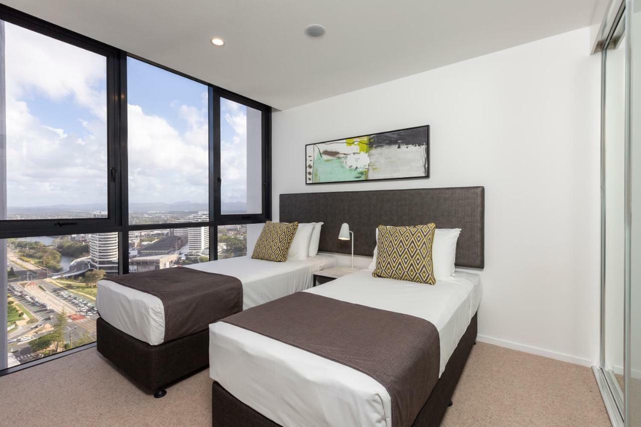 Qube Broadbeach Guldkusten Exteriör bild